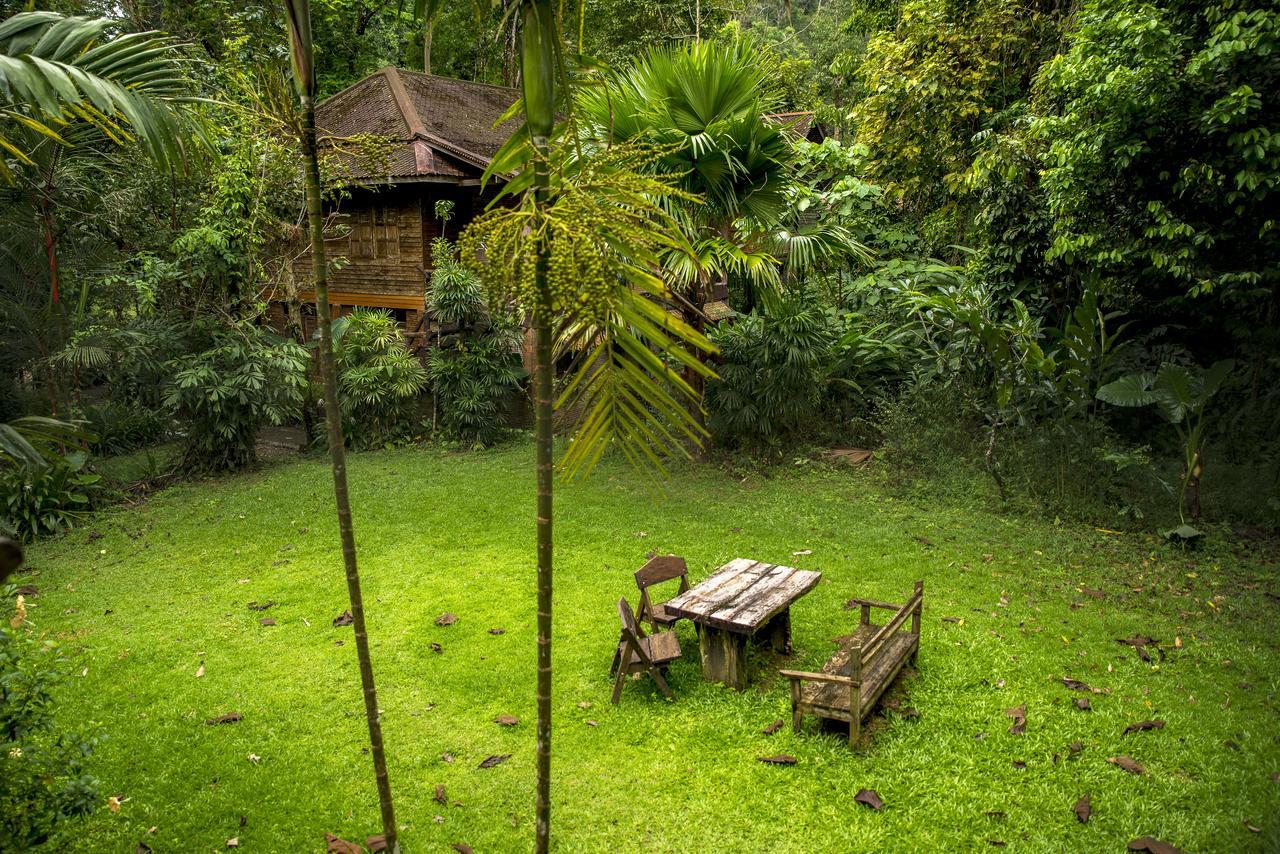 Art'S Riverview Lodge Khao Sok National Park Exterior foto